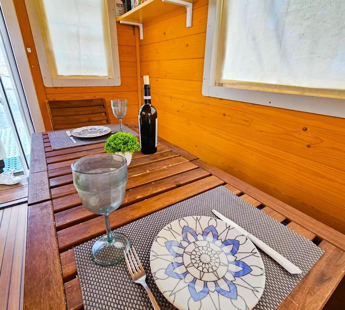 Hotel Filipp'S House Boat Alghero Botel