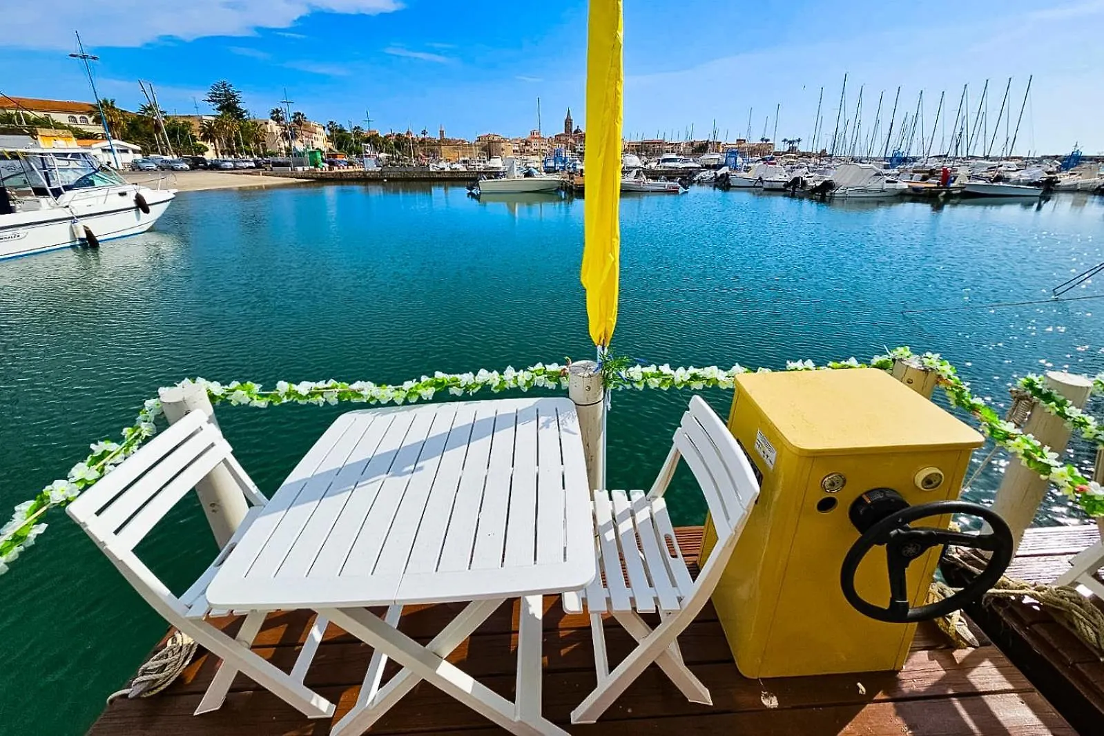 Filipp'S House Boat Hotel Alghero 0*,  Italy